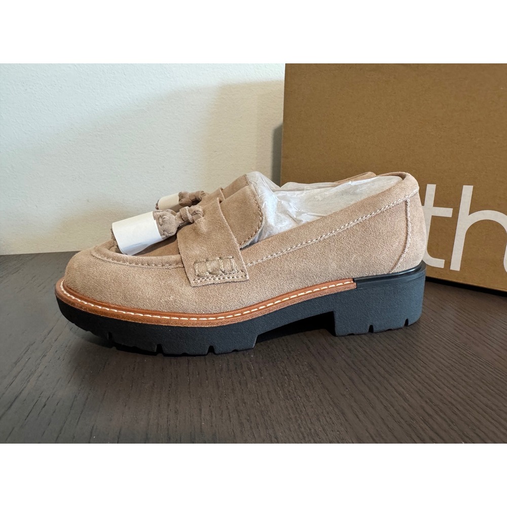 Fall‎ Chunky Earth Suede Tassel Lug Sole Loafers Womens Size 5M Tan Sand Heel